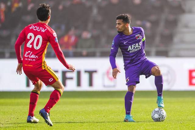 年轻球员赵松源引发热议：希望未来能见中国队于世界杯